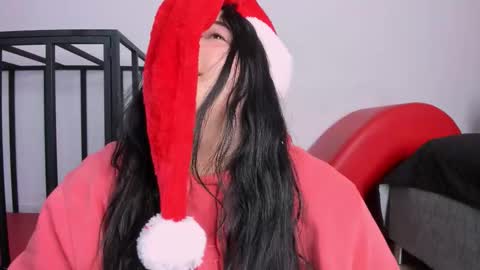 Amber  online show from December 2025 11:19:01 AM