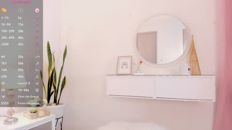 Amber online show from December 2024 09:49:02 PM