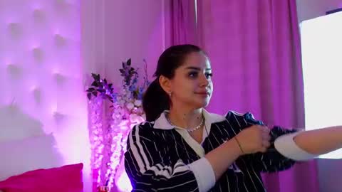 Snapshot of amberseyes chatting on June 2026 09:51:02 AM Amberseyes online show from June 2026 09:51:02 AM