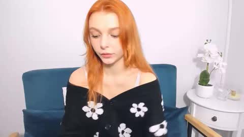 Snapshot of amberstudent chatting on November 2025 07:18:01 AM Amber online show from November 2025 07:18:01 AM