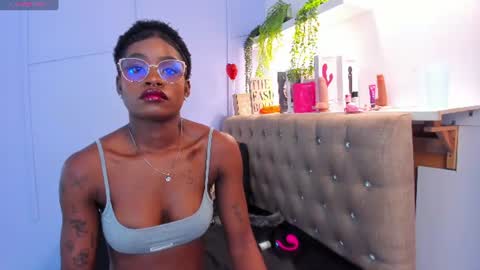 Snapshot of amelia_adms chatting on July 2026 03:03:02 PM Amelia Adams online show from July 2026 03:03:02 PM