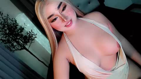 Snapshot of amelia_nicole08 chatting on November 2025 09:37:01 PM amelia_nicole08 online show from November 2025 09:37:01 PM