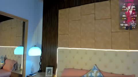 Snapshot of amelia_rossetti chatting on June 2026 11:44:01 AM amelia rossetti online show from June 2026 11:44:01 AM
