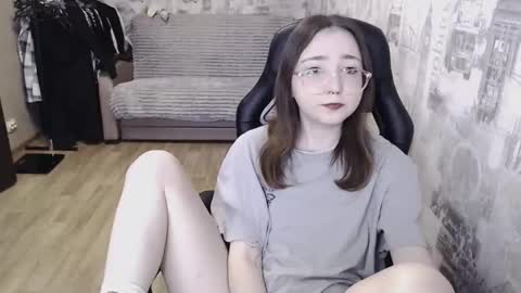 Snapshot of ameliakamishiro chatting on February 2025 12:59:01 PM Amelia online show from February 2025 12:59:01 PM