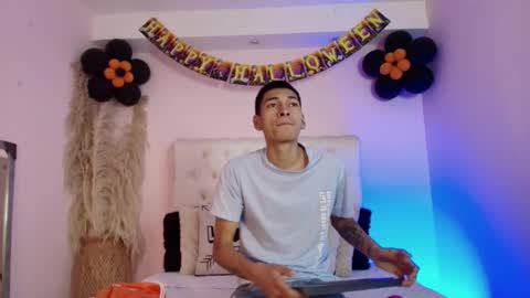 Snapshot of amelialoveace chatting on October 2025 04:08:02 PM amelialoveace online show from October 2025 04:08:02 PM