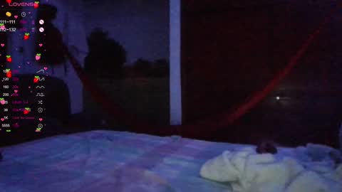 Snapshot of ameliashepard1 chatting on December 2024 01:37:02 AM Amelia online show from December 2024 01:37:02 AM