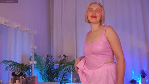 Snapshot of ameliawells chatting on October 2025 04:57:02 AM Amelia online show from October 2025 04:57:02 AM