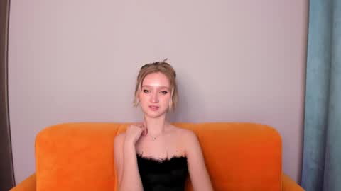 ameliawise online show from February 2025 04:59:02 PM