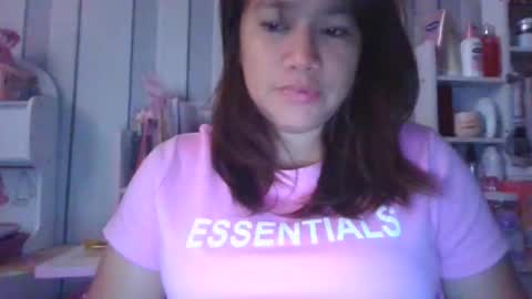 Amelie online show from May 2026 02:17:01 AM