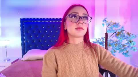 Snapshot of amelie_adamsx chatting on June 2026 11:23:01 AM Amelie online show from June 2026 11:23:01 AM