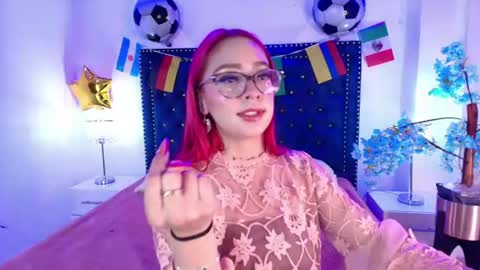 Snapshot of amelie_adamsx chatting on June 2026 03:22:02 AM Amelie online show from June 2026 03:22:02 AM
