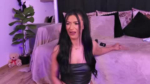AmelieReeaa online show from June 2026 05:43:02 PM