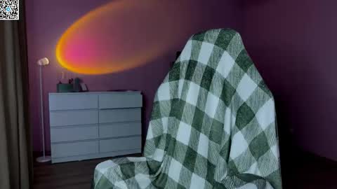 Snapshot of ameliia_castro chatting on November 2025 06:03:01 AM Ameliia castro online show from November 2025 06:03:01 AM