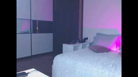 Snapshot of amelinamersi chatting on October 2025 05:30:01 PM amelinamersi online show from October 2025 05:30:01 PM