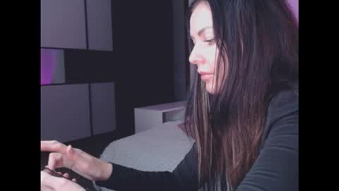 Snapshot of amelinamersi chatting on November 2025 07:12:01 PM amelinamersi online show from November 2025 07:12:01 PM