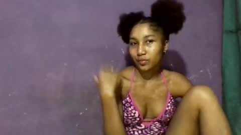 amelisy20005 online show from February 2026 06:50:02 PM