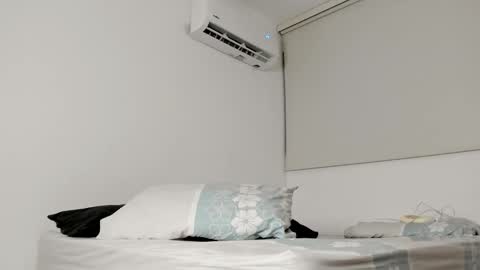 Amelie gadotx ig online show from February 2025 01:18:02 AM