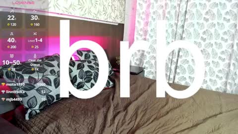 Snapshot of amely_lil chatting on February 2025 02:24:01 PM Amely online show from February 2025 02:24:01 PM