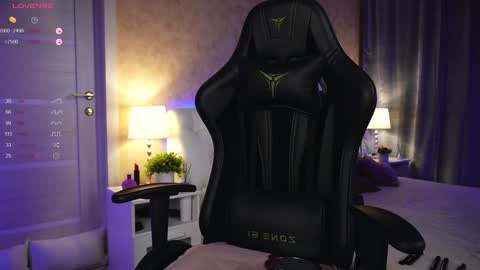 Amy  online show from December 2024 12:29:01 AM