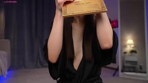 Amy  online show from October 2025 02:00:01 AM