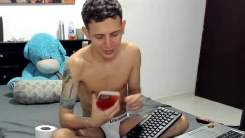 Lucian online show from November 2025 12:20:01 AM