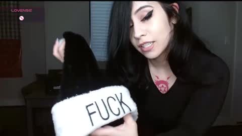 Snapshot of amilustxx chatting on December 2024 11:20:01 PM amilust online show from December 2024 11:20:01 PM