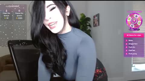 Snapshot of amilustxx chatting on January 2025 03:46:01 PM amilust online show from January 2025 03:46:01 PM