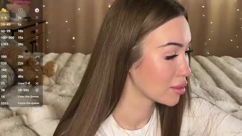 Amelia online show from April 2026 10:10:01 AM