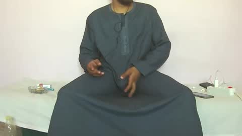 Snapshot of amir_elaraby chatting on October 2025 10:12:02 AM Amir online show from October 2025 10:12:02 AM