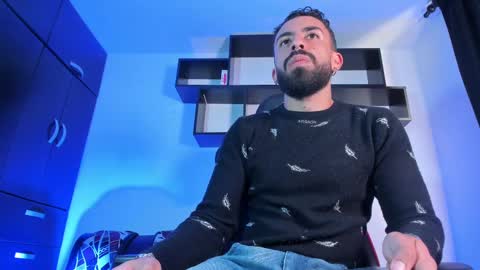 Amir online show from March 2025 12:01:01 PM