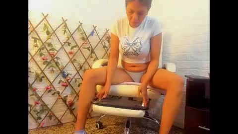 AMIRA online show from January 2025 11:52:01 AM