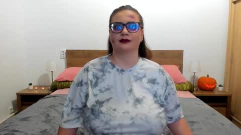 Amira Vyxen online show from October 2025 08:04:02 PM