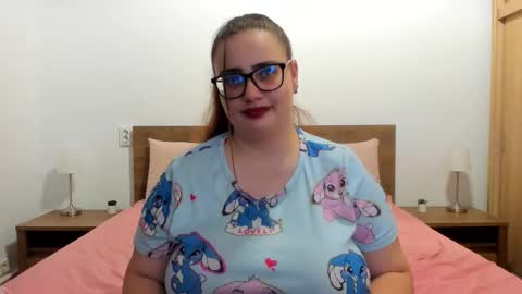 Amira Vyxen online show from December 2025 10:04:02 PM