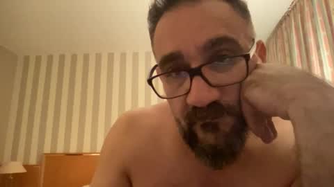 amirsds3298129 online show from February 2026 06:40:02 PM