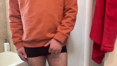 Snapshot of amissedconnection chatting on January 2025 05:47:02 PM Nicolas online show from January 2025 05:47:02 PM