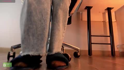 Amelia online show from October 2025 04:20:02 AM