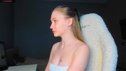 Snapshot of ammi_bliss chatting on November 2025 03:27:02 AM Ammi online show from November 2025 03:27:02 AM