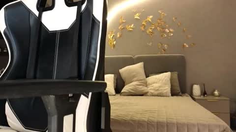 Ammy  dont forget to thumbs up me  online show from October 2025 09:08:02 AM