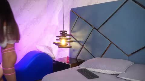 ammy durand online show from March 2026 07:20:02 PM