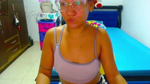 Snapshot of ammy_ronan chatting on July 2026 12:38:02 AM IM AMMY online show from July 2026 12:38:02 AM