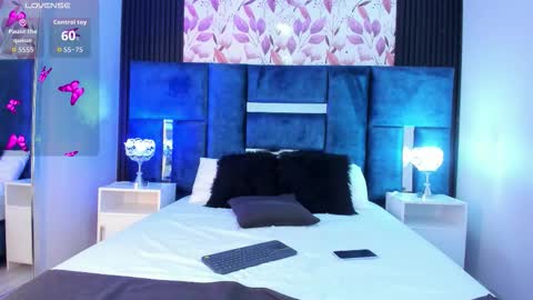 Ammy Jones online show from March 2026 07:33:01 PM