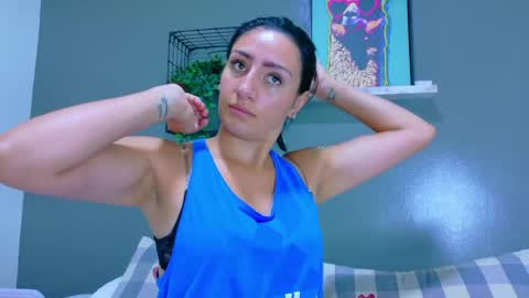 A M M Y  online show from April 2026 09:21:02 AM