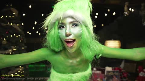 RETURN 30TH  100 explicit on  online show from December 2025 11:23:02 PM