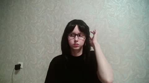 Amomira online show from February 2025 06:46:01 PM