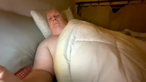 Snapshot of amor196112 chatting on November 2025 09:02:02 PM amor196112 online show from November 2025 09:02:02 PM