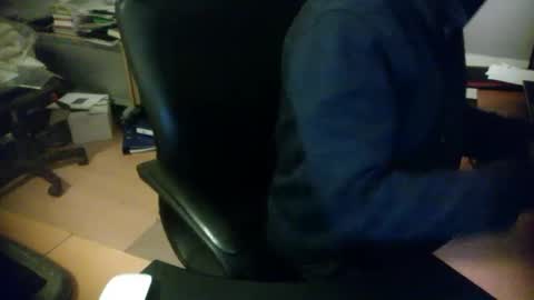 Snapshot of amor2200 chatting on December 2024 06:53:01 PM Amor2200 online show from December 2024 06:53:01 PM