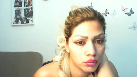 Snapshot of amorahnotty chatting on January 2025 04:19:01 PM AmorahNotty online show from January 2025 04:19:01 PM