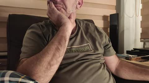 AmorLin online show from March 2026 09:08:01 PM