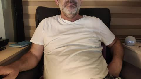 AmorLin online show from April 2026 08:55:01 PM