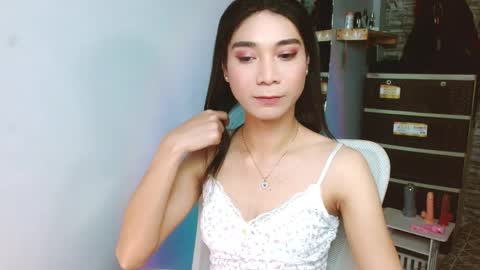 Tina online show from December 2025 11:29:01 AM